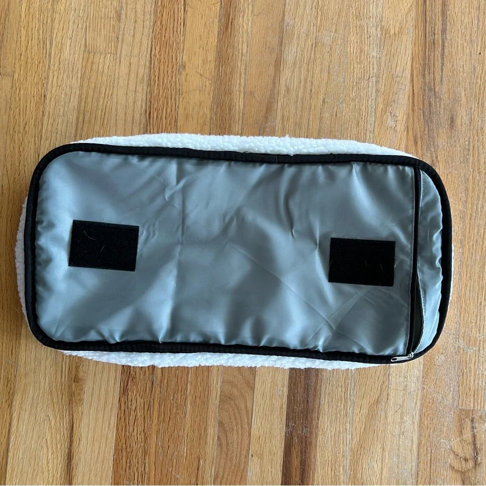 Small pet carrier